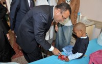 Somalili Yaralılara Bekir Bozdağ'dan Ziyaret