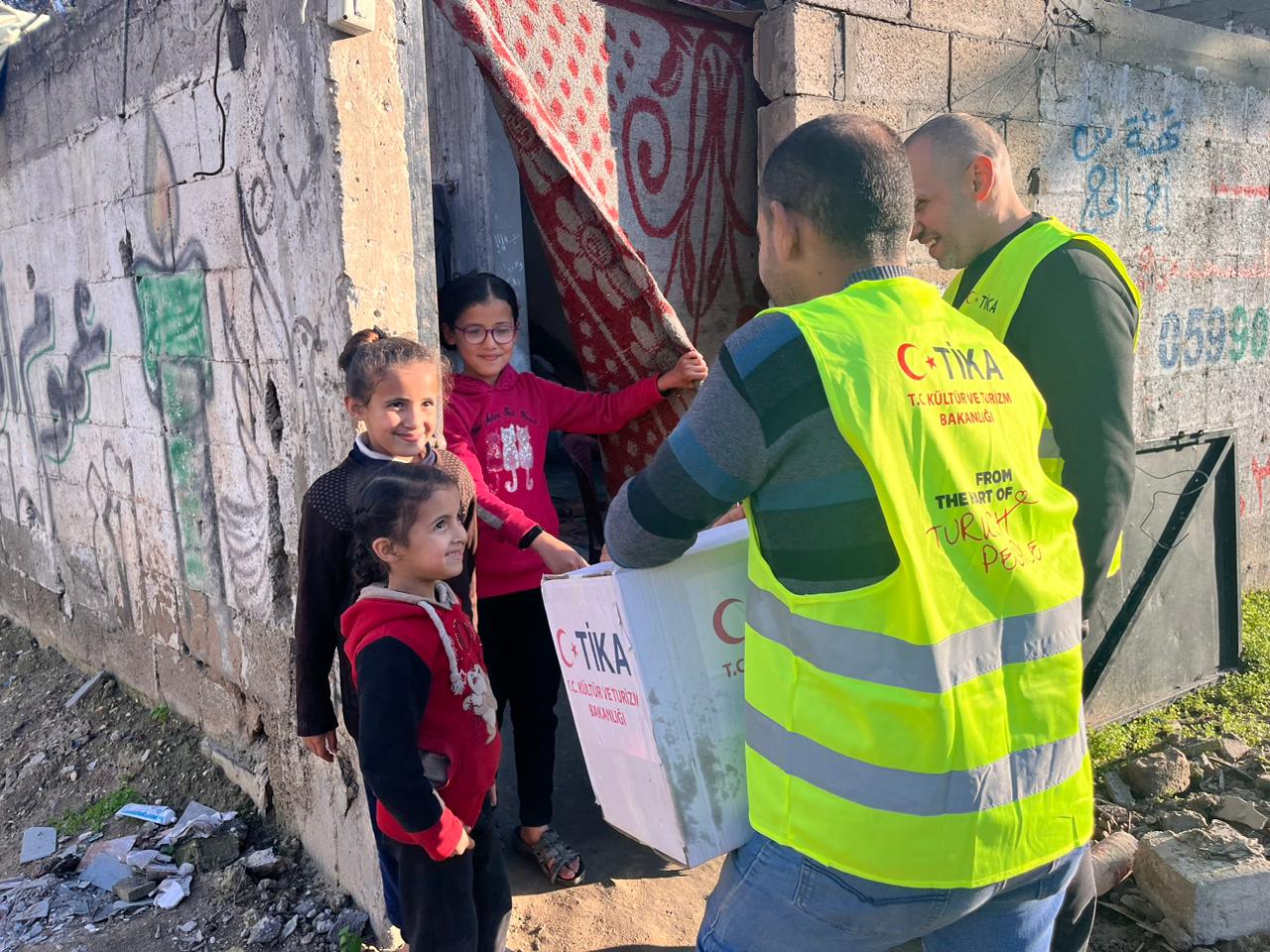 “تيكا” التركية تواصل إيصال مساعداتها الى غزة